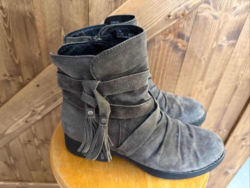 Børn Women’s 8.5M Gray Leather Ankle Boots Tassel Wrap Strap Boho